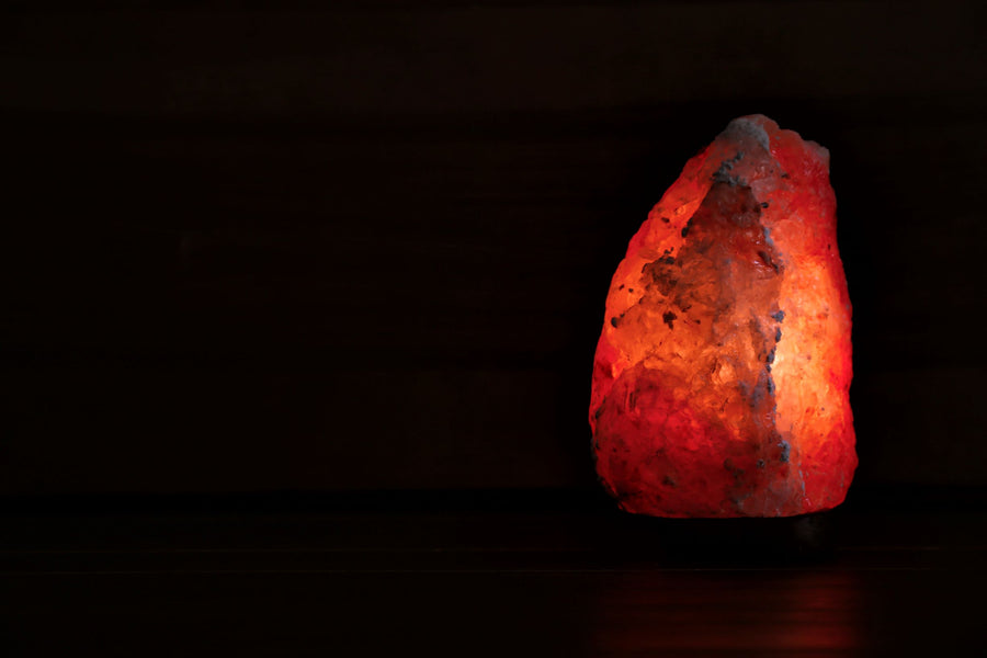 Enjoy a Salt Lamp on the Go with a USB Lamp