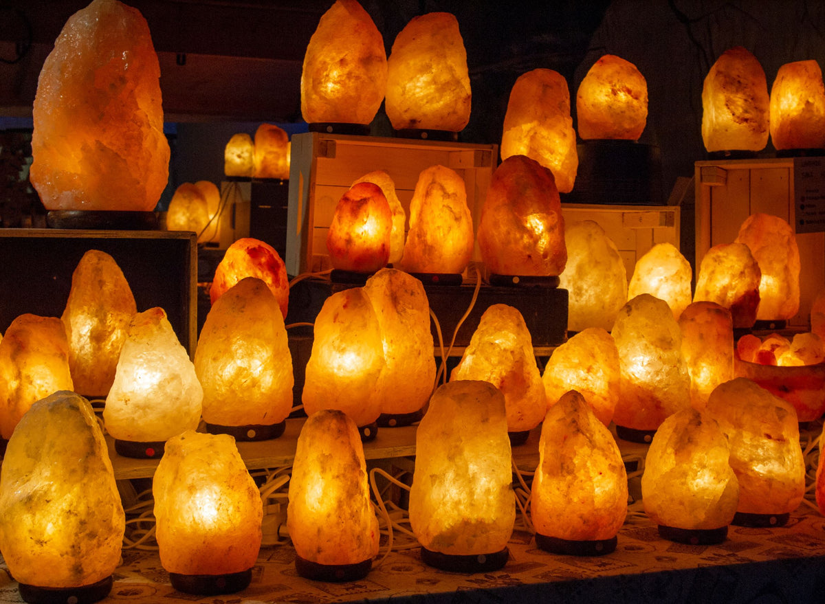 Himalayan salt lamp toxic to cats