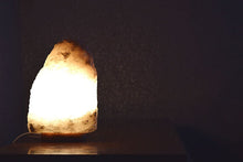 Load image into Gallery viewer, Bedroom white salt lamp 2-3 kg

