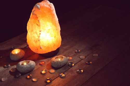 Himalayan rock salt lamp