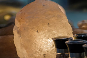 White salt lamp 5-7 Kg