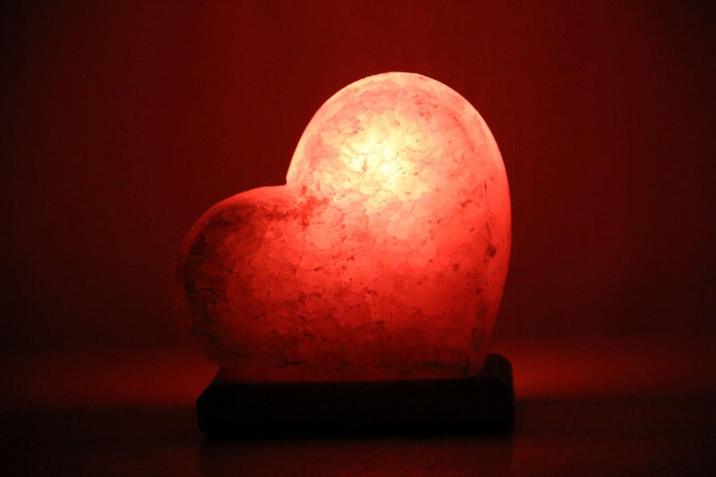 Heart salt lamp