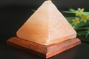 Pyramid salt lamp