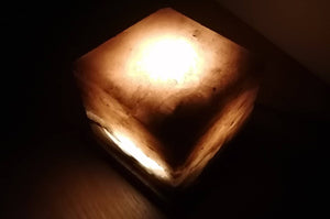 Cube Salt lamp